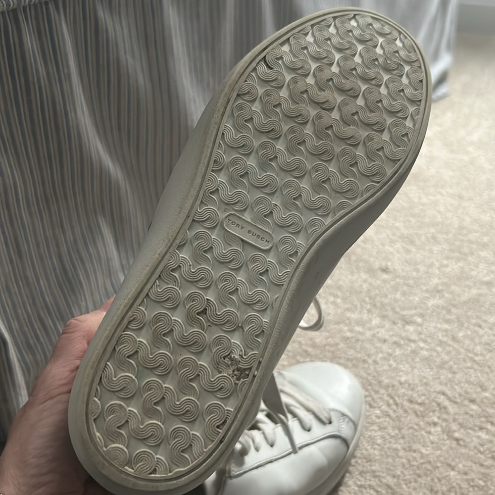 Tory Burch White Sneakers with Black Emblem - Picture 4 of 7